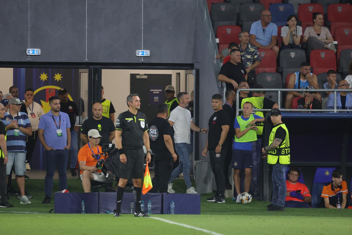 Ce s-a întâmplat pe teren după FCSB - Farul
