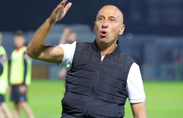 După derapajul din final, Robert Ilyes a vorbit despre lecții de civilizație: „Cu Dinamo, circ. Fanii Rapidului au făcut dreptate!”