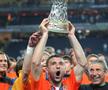 Răzvan Raț (Șahtior Donețk), câștigător al Cupei UEFA 2008-2009. 20 mai 2009, Istanbul. Foto: Imago