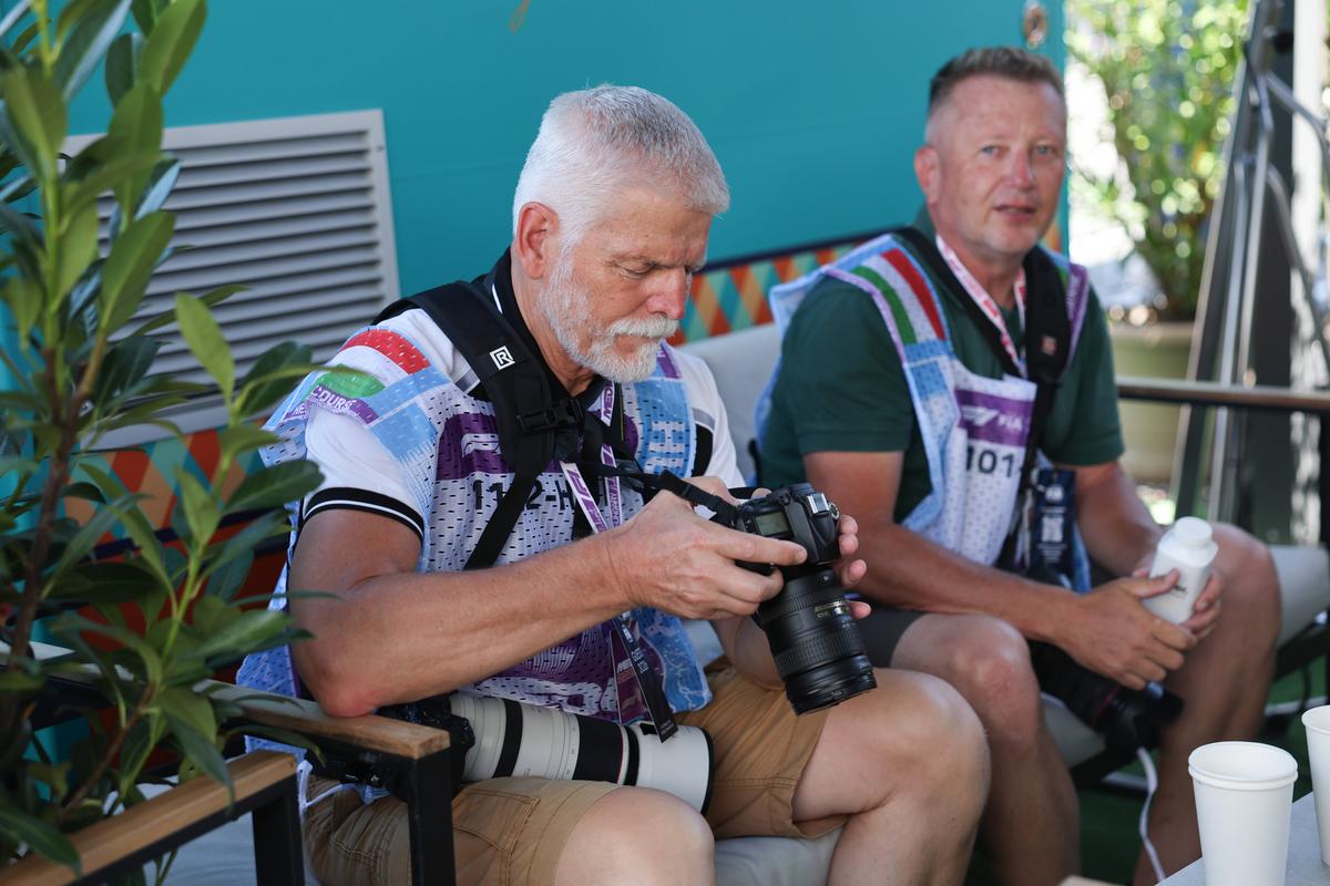 Președintele Cehiei, la Marele Premiu al Ungariei... în calitate de fotograf!