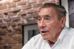 Legendarul Eddy Merckx, cucerit de Tadej Pogacar: „Cred că ne va depăși recordul de victorii în Turul Franței”