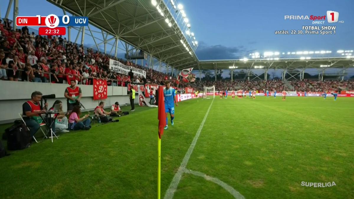 Anzor, lovit cu un pahar de bere în meciul Dinamo - Craiova