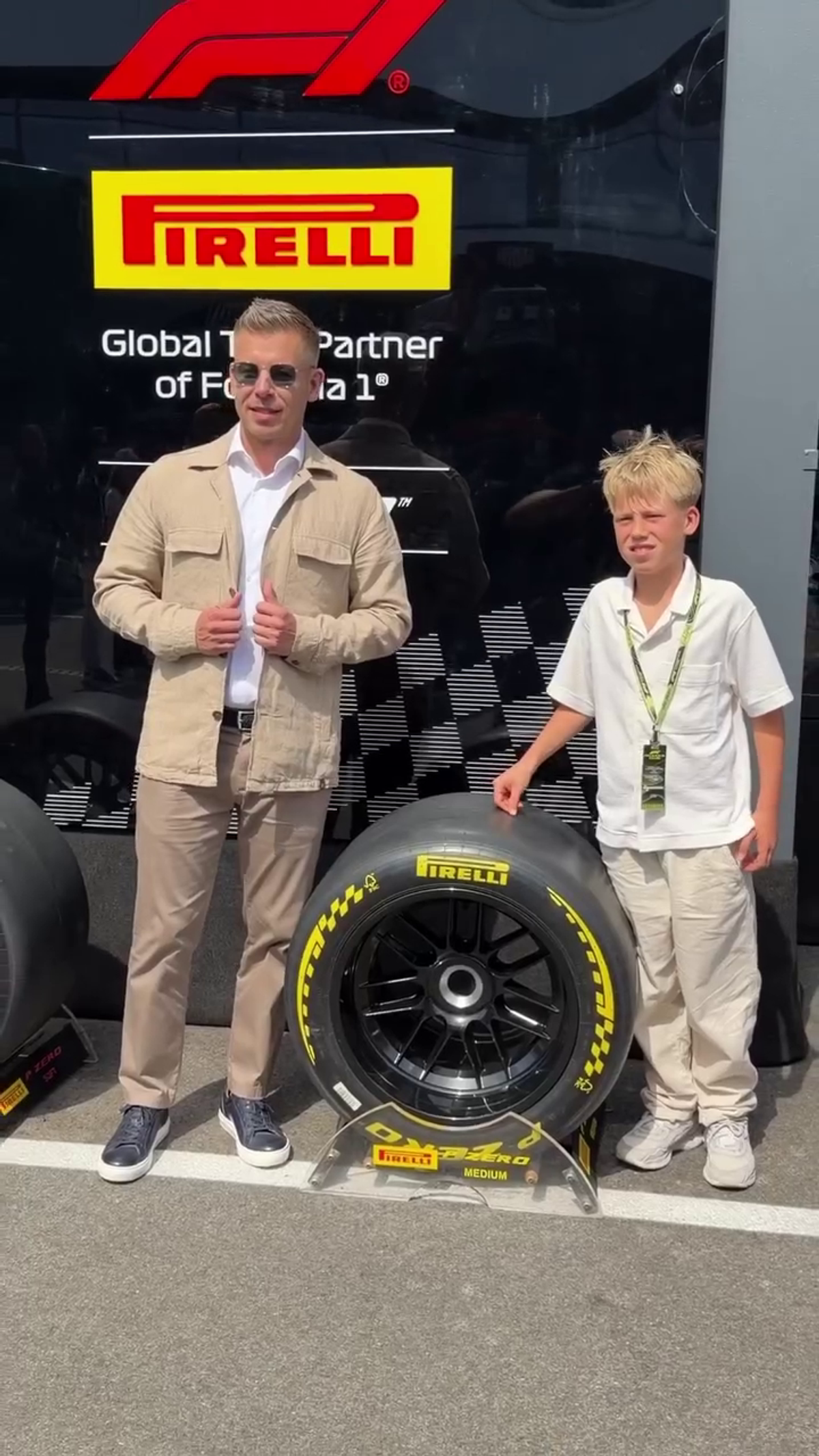 Peter Magyar a apărut la Hungaroring alături de iubită » Decizia anunțată de premier la cursa de Formula 1