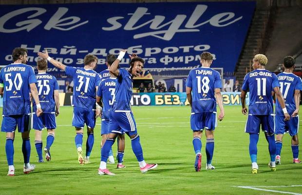 Levski Sofia, „remontada” de senzație în derby, în timp ce Craiova era umilită de Dinamo