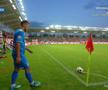 Anzor, lovit cu un pahar de bere în meciul Dinamo - Craiova