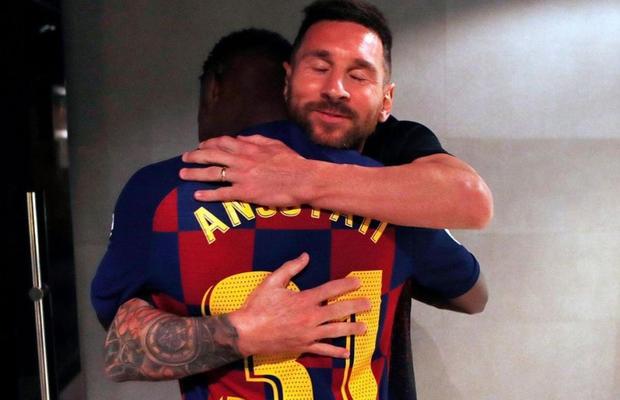 BARCELONA - BETIS 5-2 // VIDEO+FOTO Ansu Fati a debutat la Barcelona la doar 16 ani! Felicitat de Messi după meci + a avut nevoie de acordul părinților ca să joace
