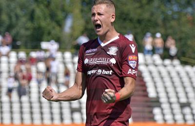 RAPID - ASU POLI 1-0 // Cătălin Hlistei este singurul jucător al Rapidului care a refuzat "ordinul" galeriei la finalul meciului cu Poli!