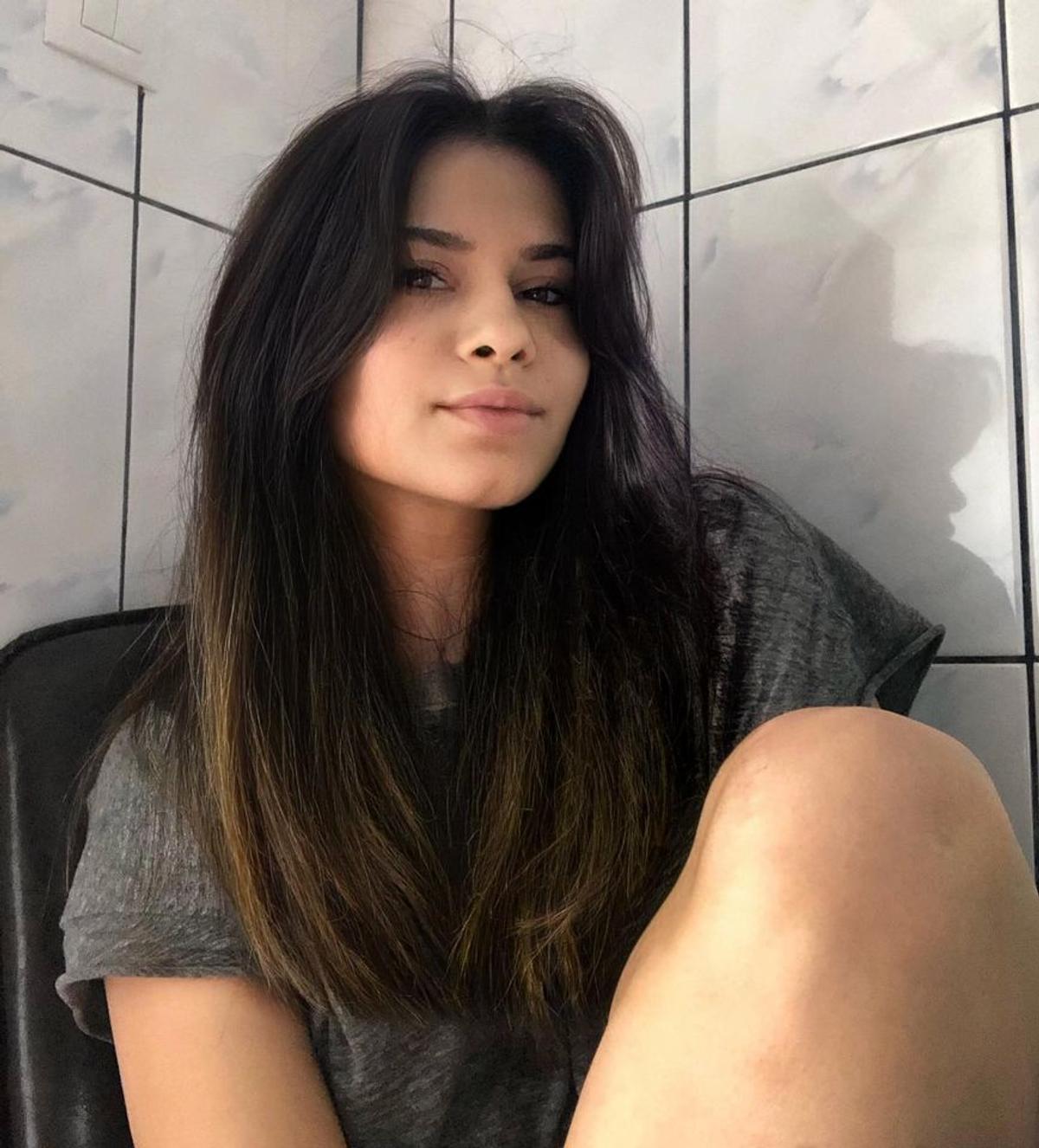 „Ghiciți cine s-a întors?” » Fosta gimnastă Diana Bulimar a renunțat la inhibiții: a pozat topless!