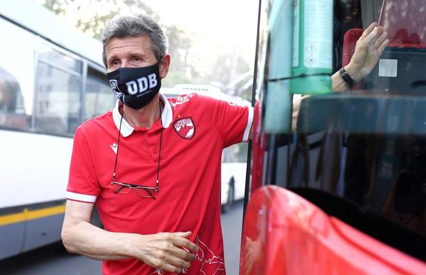 Dinamo » EXCLUSIV Gheorghe Mulțescu a vorbit cu GSP imediat după reziliere: „Asta mi-au propus spaniolii” + mesaj pentru Contra