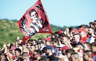 Clubul din Liga 1 care a vândut deja 2.500 de abonamente, chiar dacă fanii n-au voie pe stadion: „E coadă la bilete și acum, te rog să mă crezi!”