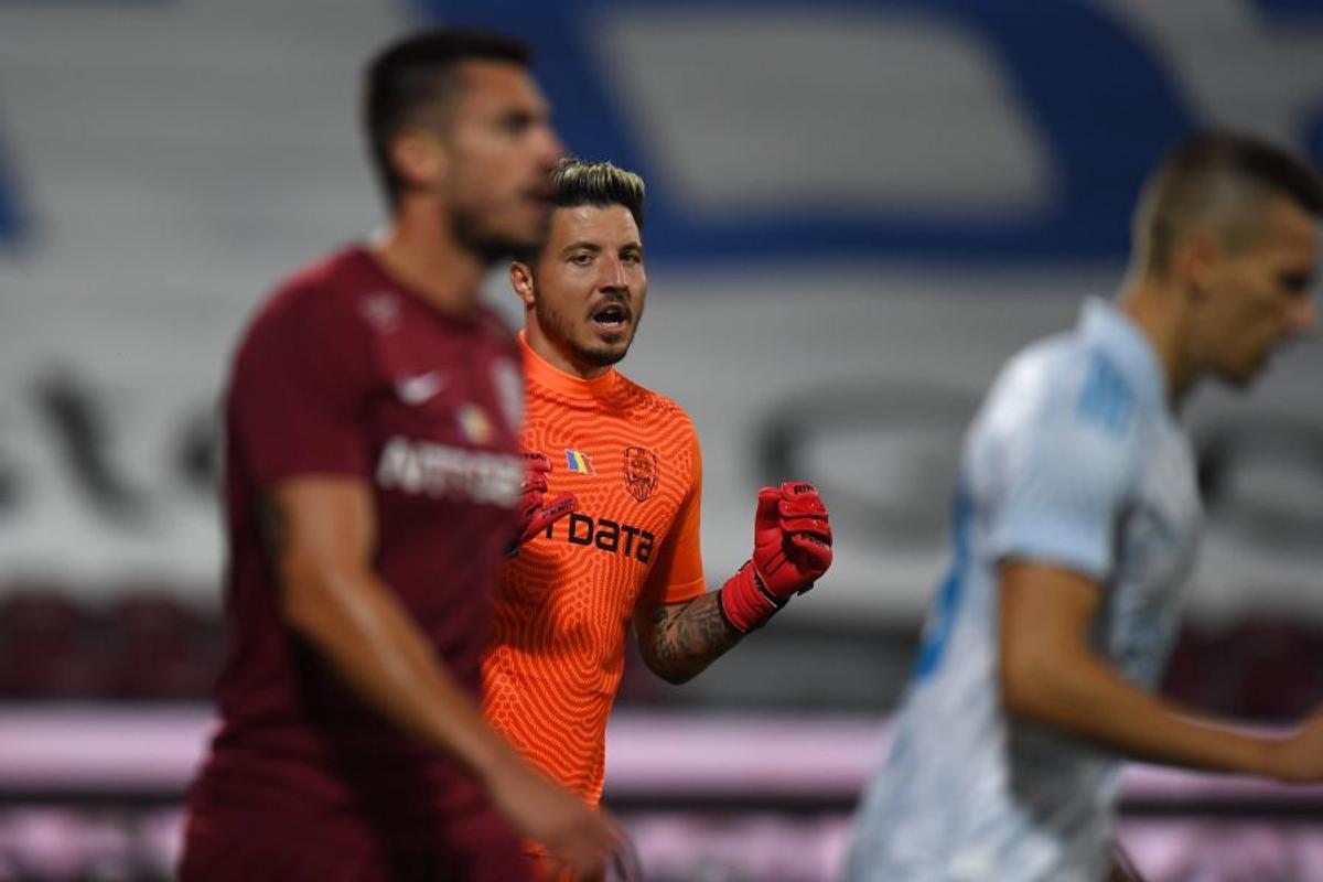 CFR Cluj - Dinamo Zagreb 2-2 (5-6 la penalty-uri). Mihai Stoica nu l-a iertat pe Bălgrădean! Ce a postat imediat după eliminarea campioanei din Liga Campionilor