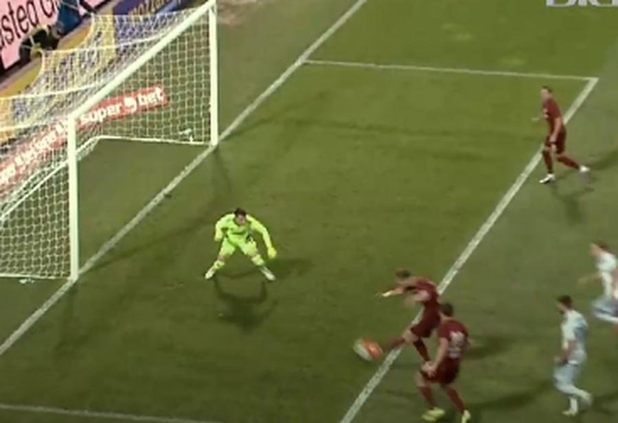 CFR Cluj - Dinamo Zagreb. FOTO Dan Petrescu, trădat de cel mai bun jucător » Ciprian Deac a ratat un penalty într-un moment-cheie