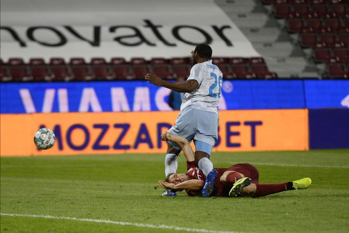 CFR Cluj - Dinamo Zagreb 2-2 (5-6 la penalty-uri). Mihai Stoica nu l-a iertat pe Bălgrădean! Ce a postat imediat după eliminarea campioanei din Liga Campionilor