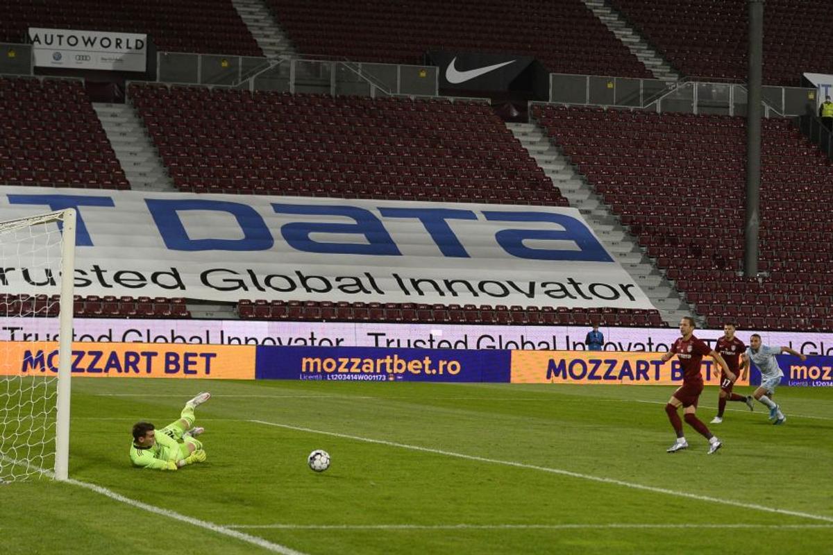 CFR Cluj - Dinamo Zagreb 2-2 (5-6 la penalty-uri). Mihai Stoica nu l-a iertat pe Bălgrădean! Ce a postat imediat după eliminarea campioanei din Liga Campionilor