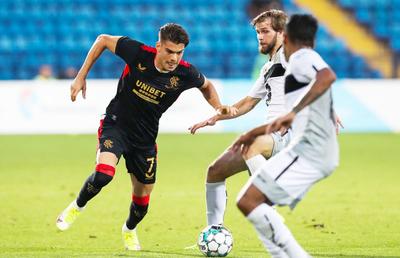 Ianis Hagi, singurul fotbalist schimbat de Gerrard la Erevan, e criticat de scoțieni