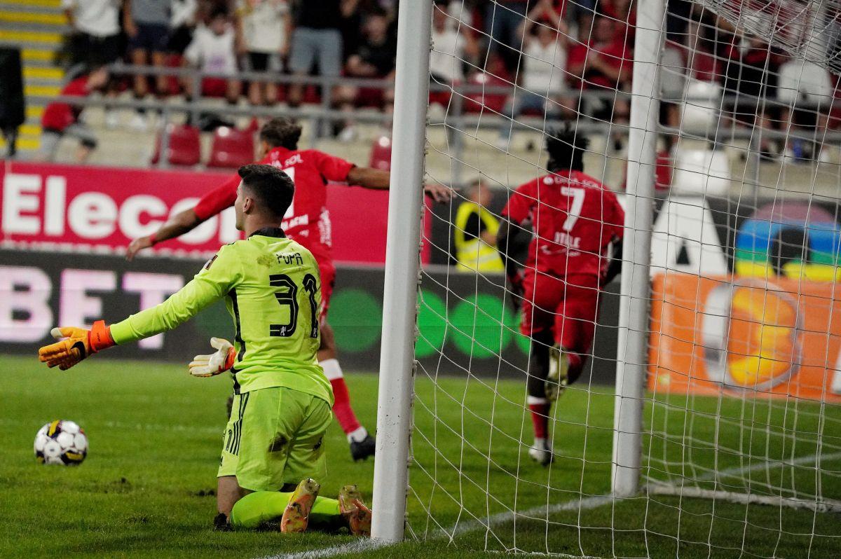 Criză la Craiova: Croitoru are 3 eșecuri în 4 etape! UTA urcă pe loc de play-off