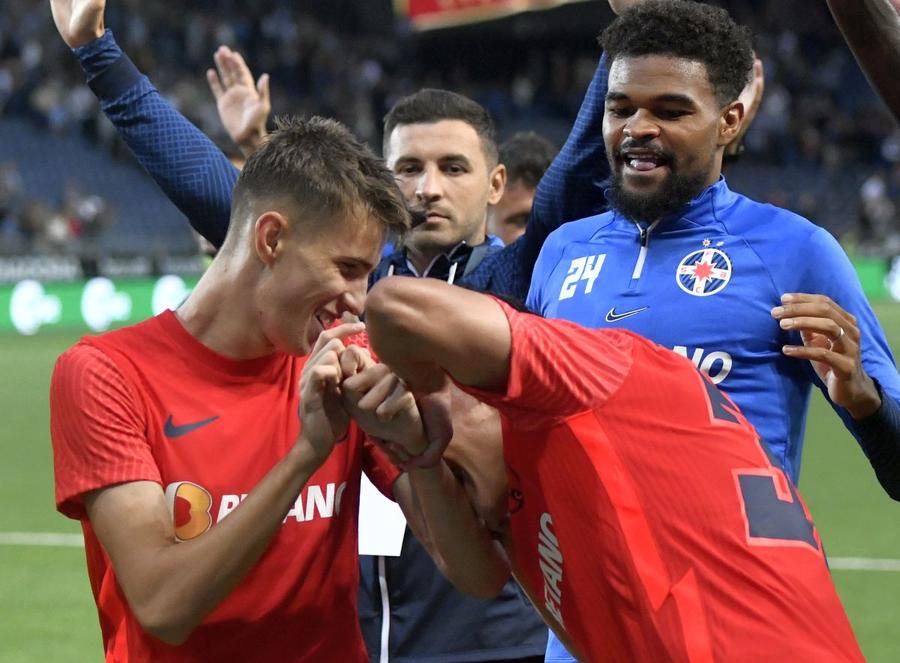 Gestul inedit al lui Radunovic / foto: Ionuț Iordache / GSP 4 momente speciale care nu s-au văzut la TV după Viking - FCSB