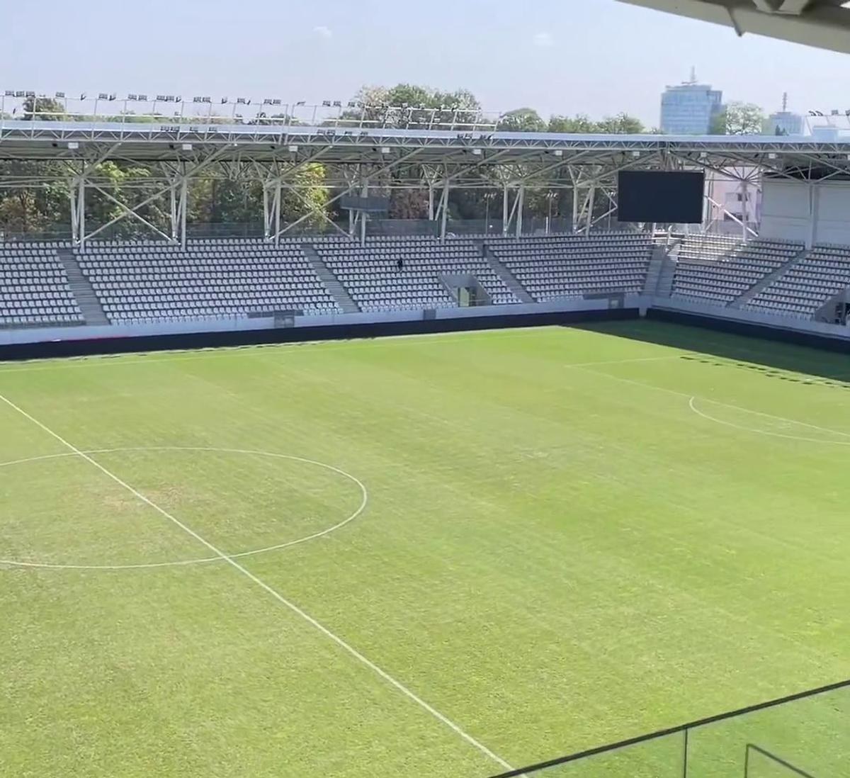 Gazonul de pe „Arcul de Triumf”, un DEZASTRU » Cum arată suprafața de joc înainte de duelul sold out Dinamo - Petrolul