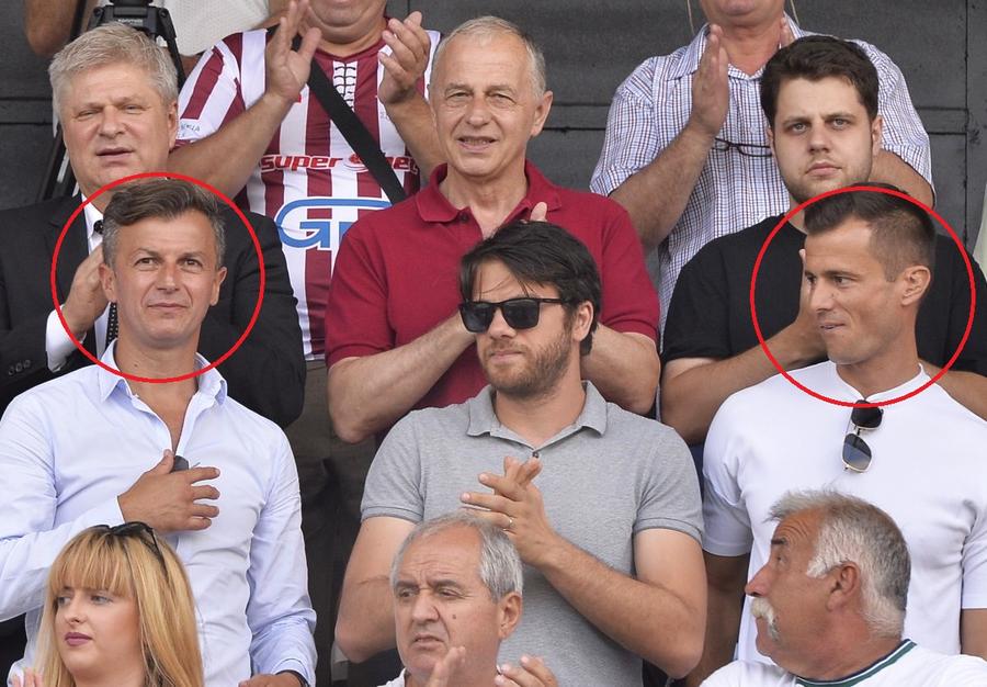 Ovidiu Burcă și Andrei Nicolescu (încercuiți), în perioada în care făceau parte din familia Rapidului / foto: Arhivă Gazeta Sporturilor Dinamovistul care a pus umărul la renașterea Rapidului: „Am contribuit, am un rol acolo”