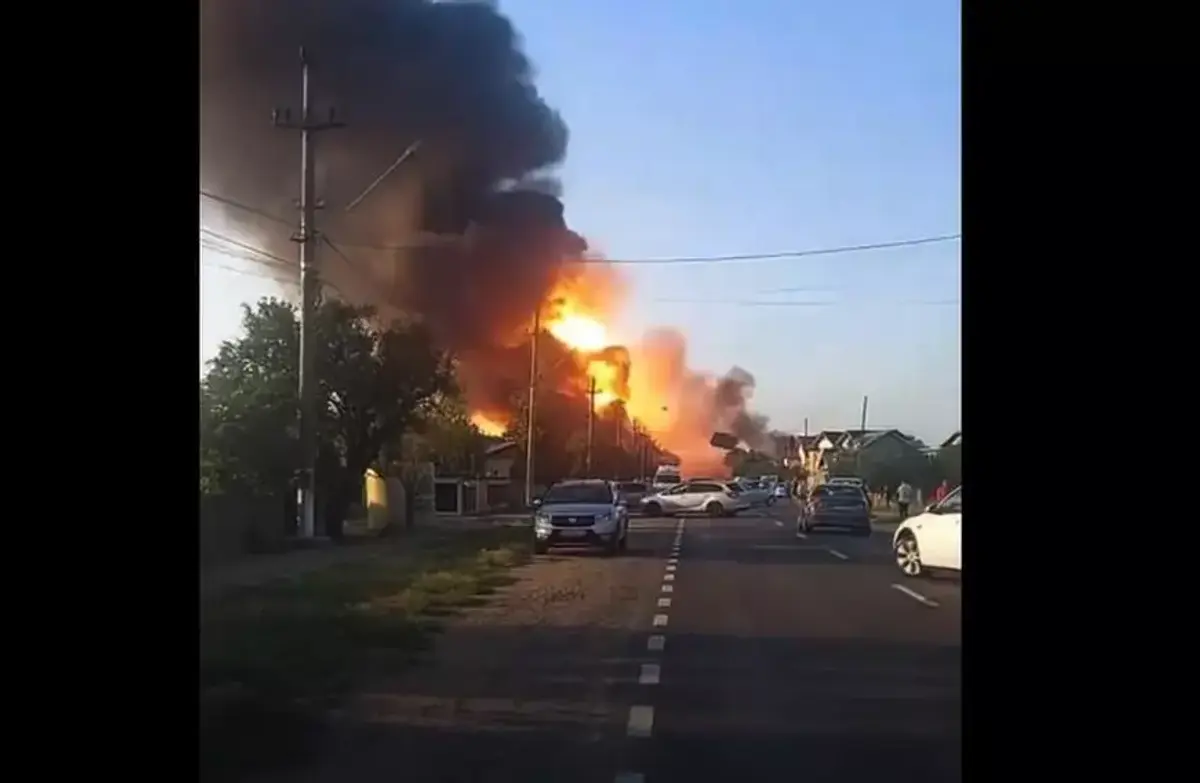 Explozii puternice și incendiu în Crevedia » Ministrul Alexandru Rafila confirmă informațiile dramatice: „Există și decese” + prima reacție a președintelui Iohannis