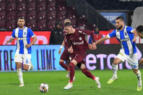 Extrema stânga Ermal Krasniqi (24 de ani) va pleca de la CFR Cluj în această vară. Kosovarul este dorit de mai multe echipe din străinătate, printre care și Girondins de Bordeaux, formație din Ligue 2 la care joacă și Alexi Pitu (21 de ani).