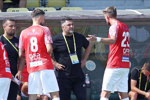 Nemulțumită de cum e tratată de autoritățile locale, CSC 1599 Șelimbăr susține că nu va mai juca pe Stadionul Municipal din Sibiu.
