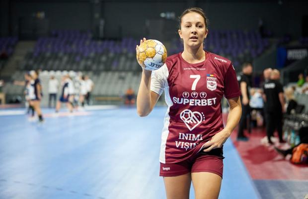 Eliza a câștigat duelul familiei Buceschi » Rapid - CSM București, finala Supercupei României la handbal feminin