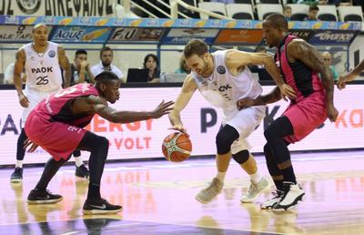 Transfer de Champions League pentru Sibiu » Grecul de la PAOK a semnat