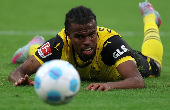 Borussia Dortmund l-a prezentat pe jucătorul cumpărat de la Chelsea
