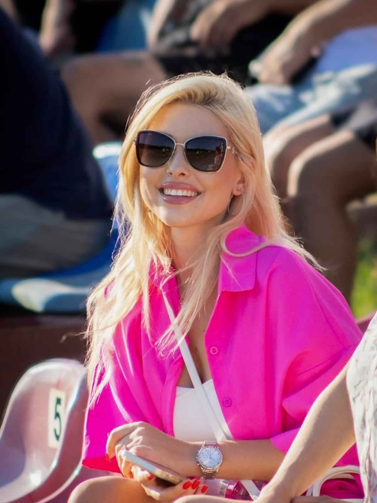 Adriana este noul „transfer” al emisiunii Federației de Fotbal: „Privire de viperă? Eu văd altceva”