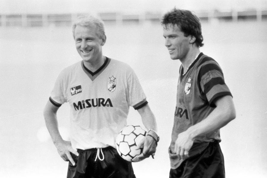 Cristi Chivu, cel mai bun meci de debut la Inter în Serie A din istoria clubului! » Herrera, Trapattoni, Mourinho, Lippi și Conte n-au pornit cu 5-0
