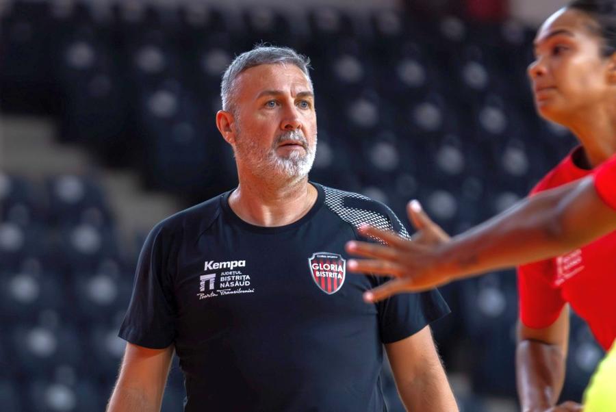 Carlos Viver, antrenorul Gloriei Bistrița Gyor - Gloria Bistrița, în etapa #4 din Liga Campionilor » Misiune complicată pentru campioana României