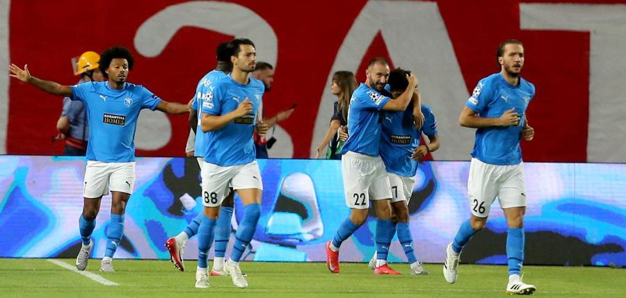 Bruno, Pepe, Muamer Tankovic, Joao Correia și Ivan Sunjic se bucură după unul din golurile marcate pentru Pafos contra Stelei Roșii Belgrad / Foto: Imago Secretele lui Pafos » Cum a reușit să pătrundă în grupa de Liga Campionilor micuțul club fondat în urmă cu 11 ani: pariul rușilor