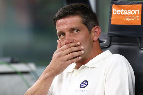 Sorin Cârțu (69 de ani), președintele onorific de la Universitatea Craiova, i-a transmis un avertisment lui Cristi Chivu (44) înaintea meciului Ajax - Inter, din prima etapa a Ligii Campionilor.