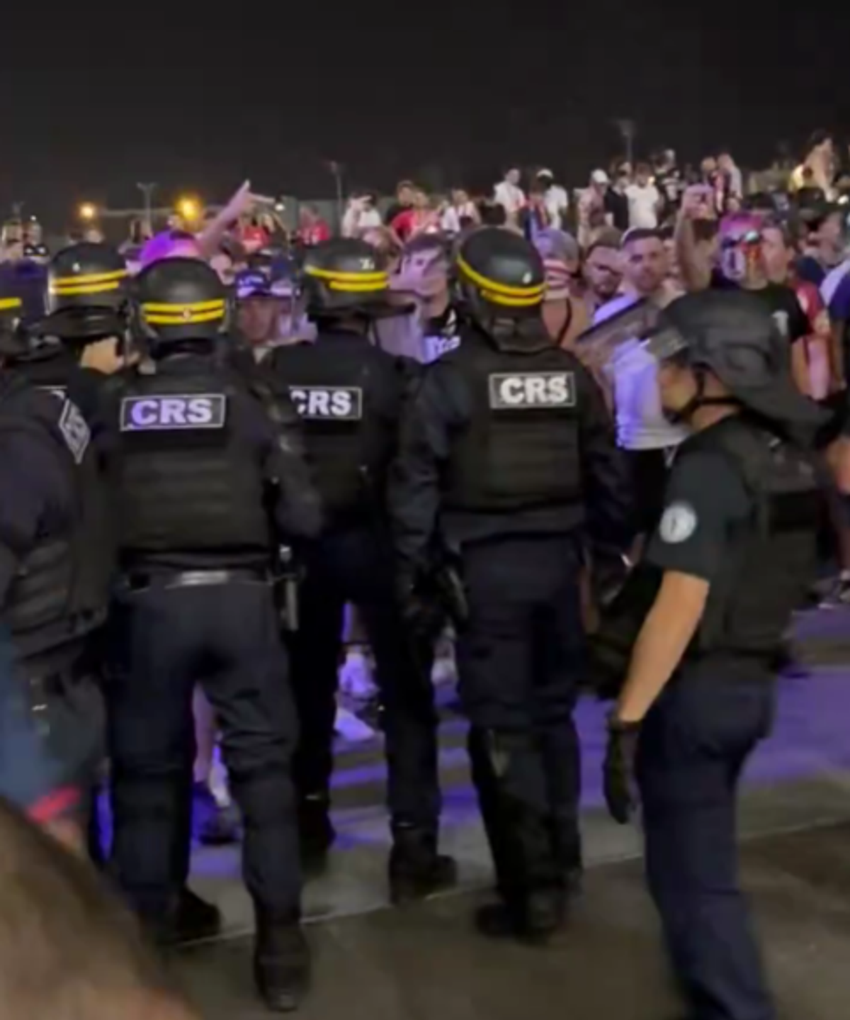 Scene scandaloase la finalul meciului Lyon - Fenerbahce