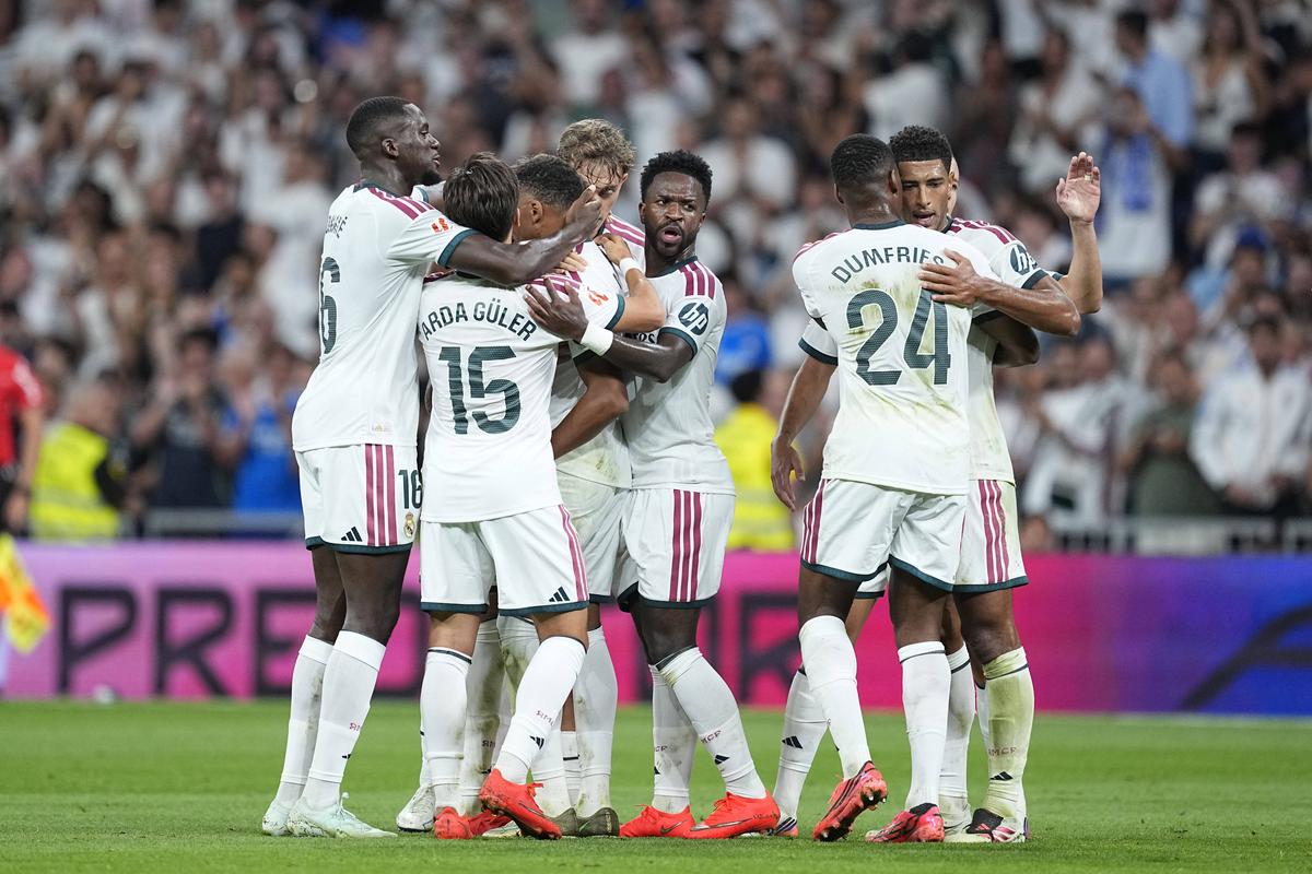 Real Madrid - Real Sociedad, debutul lui Mourinho pe Bernabeu