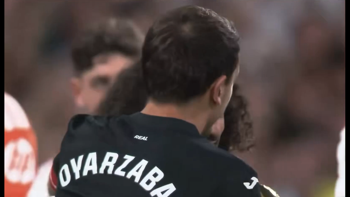 Marc Cucurella și Mikel Oyarzabal, omagiați împreună înainte de Real Madrid - Real Sociedad