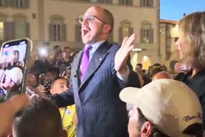 „E ca o scenă din The Office” » Șeful Fiorentinei a luat cuvântul în mijlocul fanilor și a făcut valuri: „Videoclipul secolului”