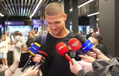 Daniel Bîrligea a decolat azi spre Italia cu lacrimi în ochi: „Sper să nu fi dezamăgit pe nimeni”