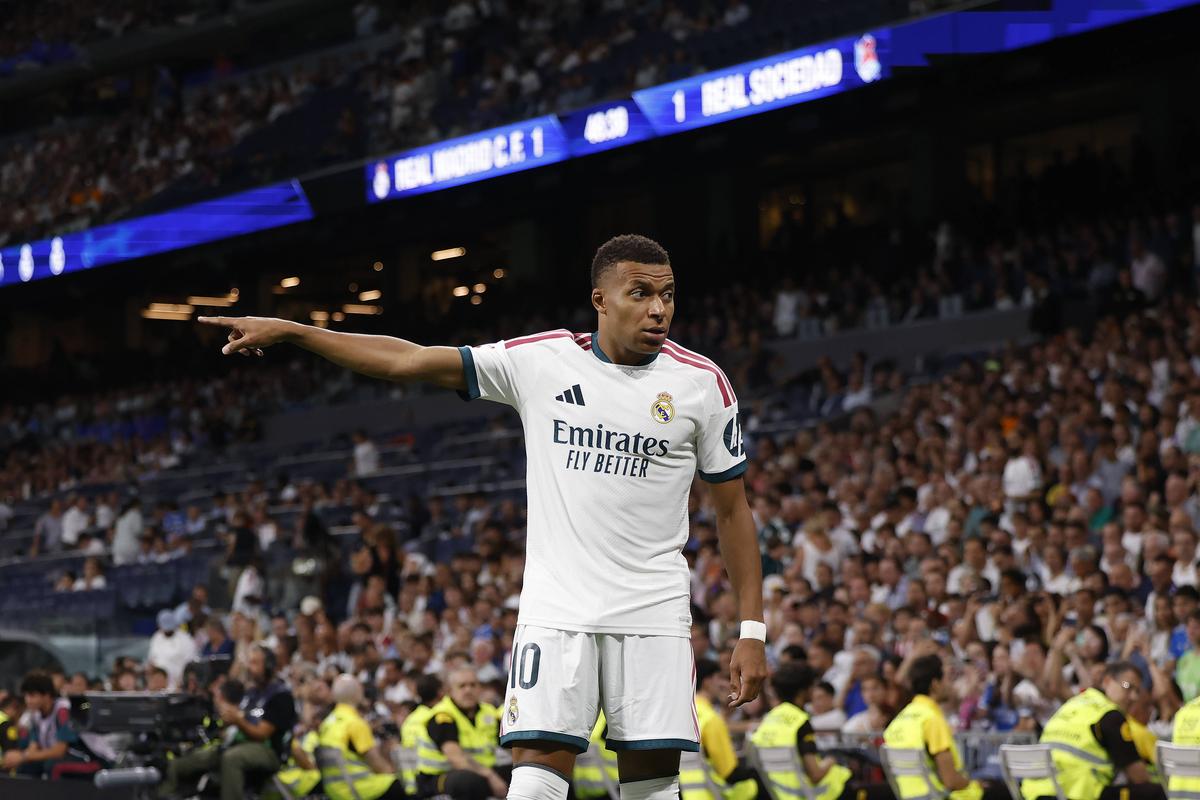 Real Madrid - Real Sociedad, debutul lui Mourinho pe Bernabeu