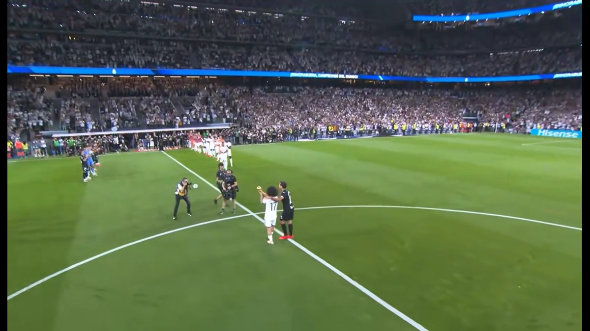Marc Cucurella și Mikel Oyarzabal, omagiați împreună înainte de Real Madrid - Real Sociedad