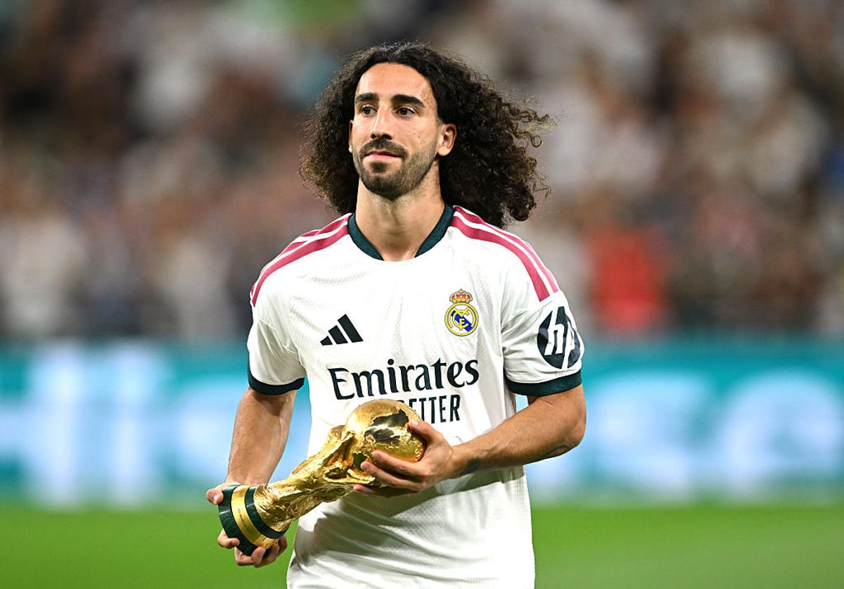 Marc Cucurella și Mikel Oyarzabal, omagiați împreună înainte de Real Madrid - Real Sociedad