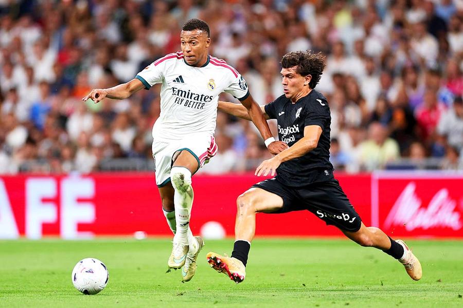 Mbappe în Real Madrid - Real Sociedad / FOTO: GettyImages Mourinho, la întoarcerea pe Bernabeu: „Câteva huiduieli nu strică nimănui”