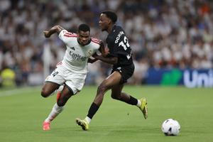 Real Madrid - Real Sociedad » Revenirea lui Mourinho pe „Bernabeu”: Mbappe, ocazie mare în minutul 7