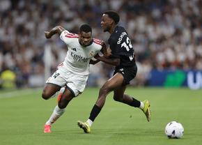 Real Madrid - Real Sociedad » Revenirea lui Mourinho pe „Bernabeu”: Mbappe, ocazie mare în minutul 7