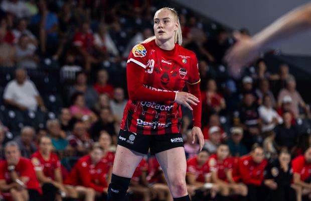 Gloria Bistrița o zdrobește pe CSM Iași și începe cu dreptul cursa de apărare a titlului