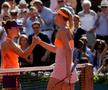 Simona Halep și Maria Sharapova la finalul ultimului act din 2014 FOTO Guliver/GettyImages