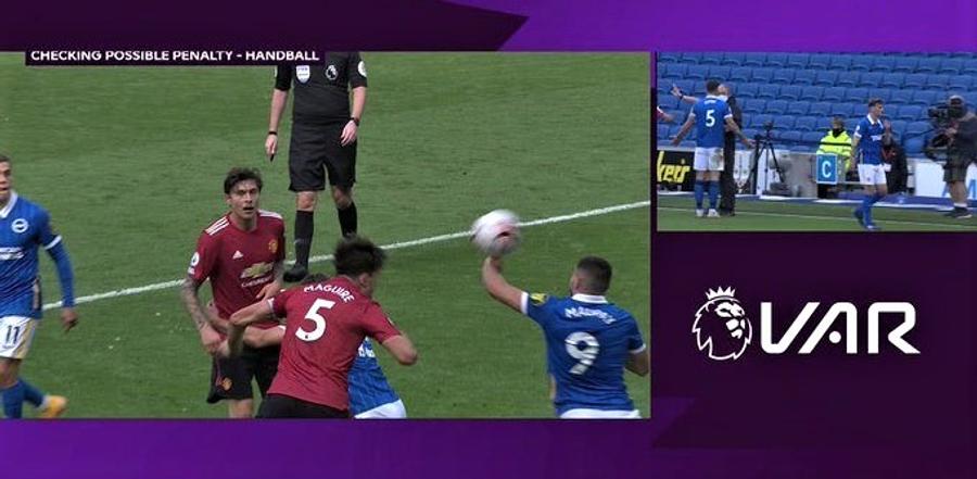 Incredibil! Arbitrul a fluierat sfârșitul meciului, apoi a dat penalty cu VAR și Manchester United a câștigat!