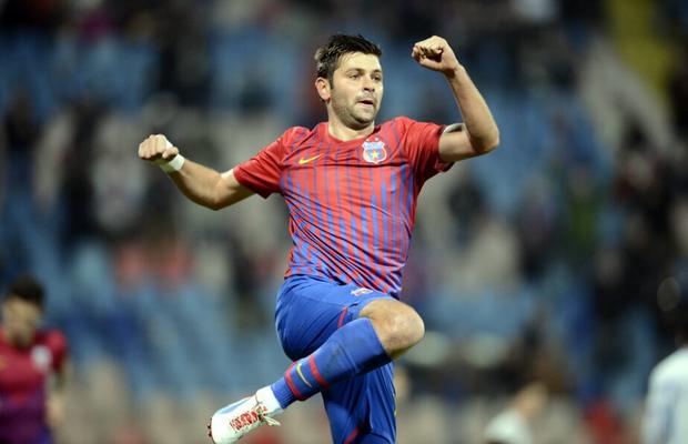 Raul Rusescu, dorit înapoi în Liga 1 » Mesaj categoric: „Îl aștept aici. Vorbesc cu el în fiecare zi”