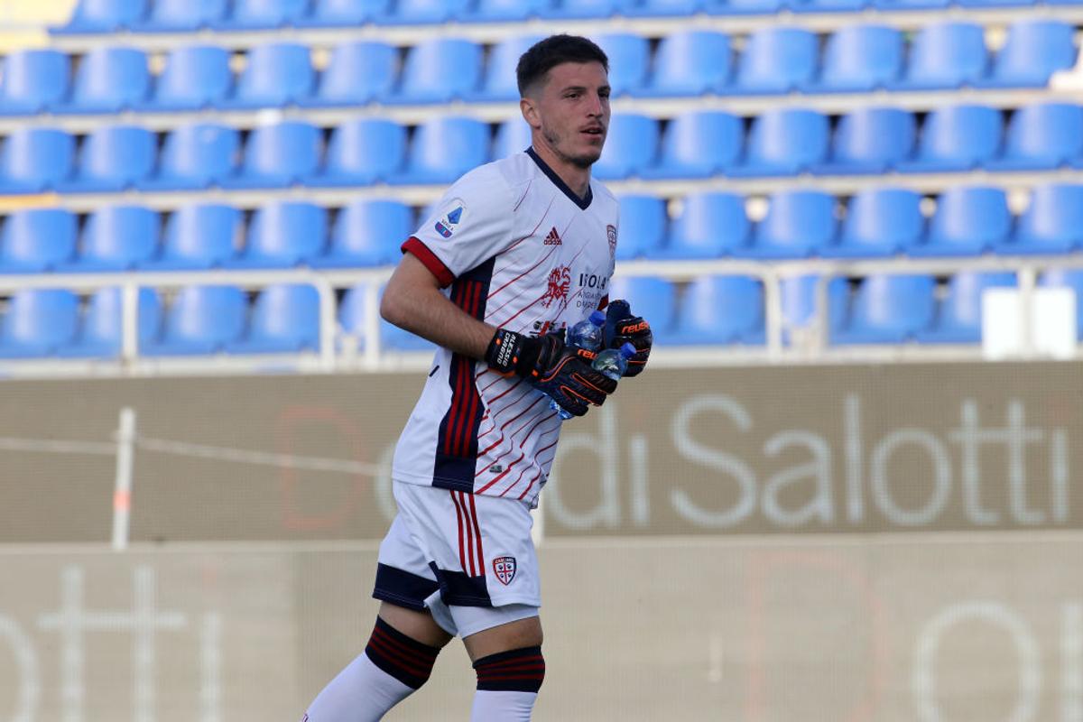 Cagliari - Lazio 0-2. FOTO + VIDEO » Răzvan Marin a pierdut duelul cu Ștefan Radu! A luat primul galben în Serie A